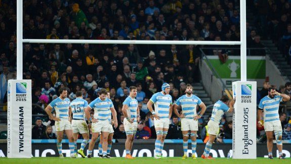 El golpe más duro. Los Pumas plantaron batalla ante un rival superior pero no alcanzó.&nbsp; Imágenes&nbsp; que pintan la frustración y el color de una jornada inolvidable.
