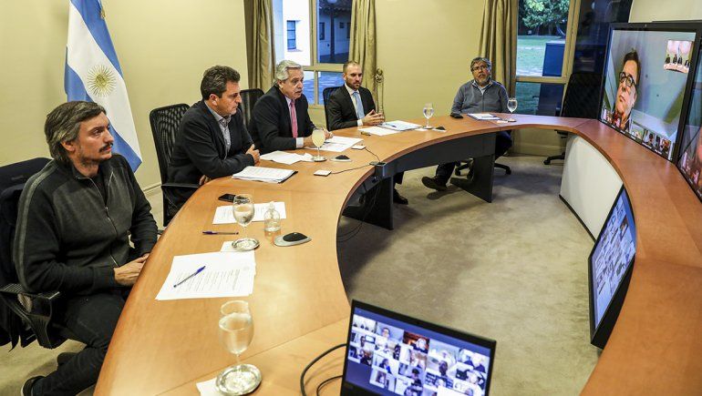 Fernández respondió consultas de diputados de diferentes bloques