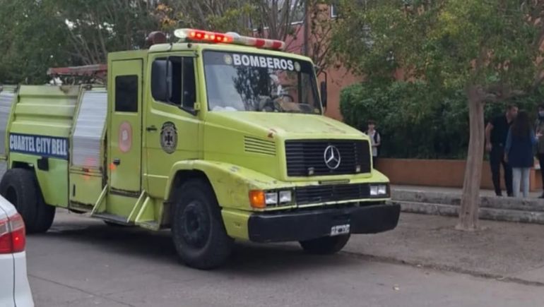 El experimento escolar evidenció los riesgos de manipular mezclas químicas sin control adecuado en espacios cerrados El experimento escolar evidenció los riesgos de manipular mezclas químicas sin control adecuado en espacios cerrados