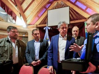 El equipamiento entregado a la Policía del Neuquén y fortalecer la lucha contra el narcotráfico.