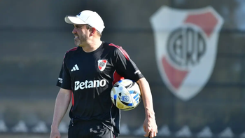 river se mide ante huracan en el debut del chacho coudet: hora, formaciones y tv river se mide ante huracan en el debut del chacho coudet: hora, formaciones y tv