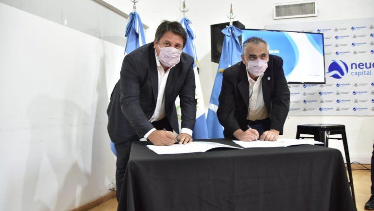 Gaido firmó un convenio con la UNCo para un nuevo sistema de transporte