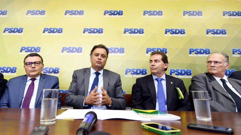 El PT se quedó sin aliados. La plana mayor del PMD anunció la ruptura y quiere a Michel Temer en la presidencia.