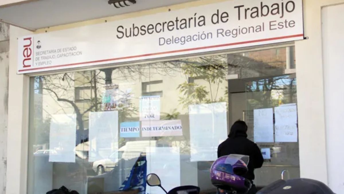 Denuncian que la subsecretaría de Trabajo sigue con las oficinas cerradas