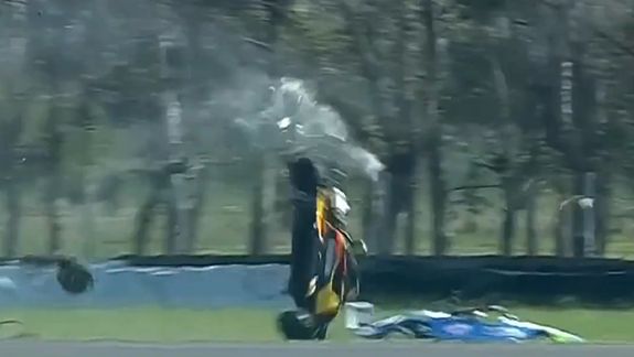 Dos palos tremendos y un neuquino ganador en la Formula 3 Metropolitana