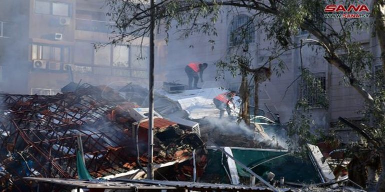 El edificio del consulado iraní en Damasco, totalmente destruido El edificio del consulado iraní en Damasco, totalmente destruido