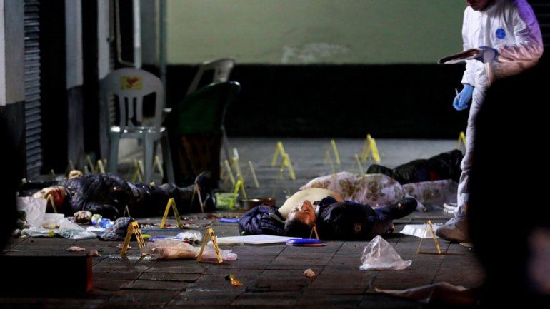 Mariachis matan a 4 personas y hieren a 9