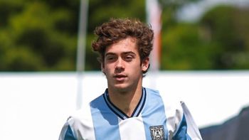 colapinto en modo scaloneta: la remera con referencias a la seleccion que uso para llegar al gp de espana colapinto en modo scaloneta: la remera con referencias a la seleccion que uso para llegar al gp de espana