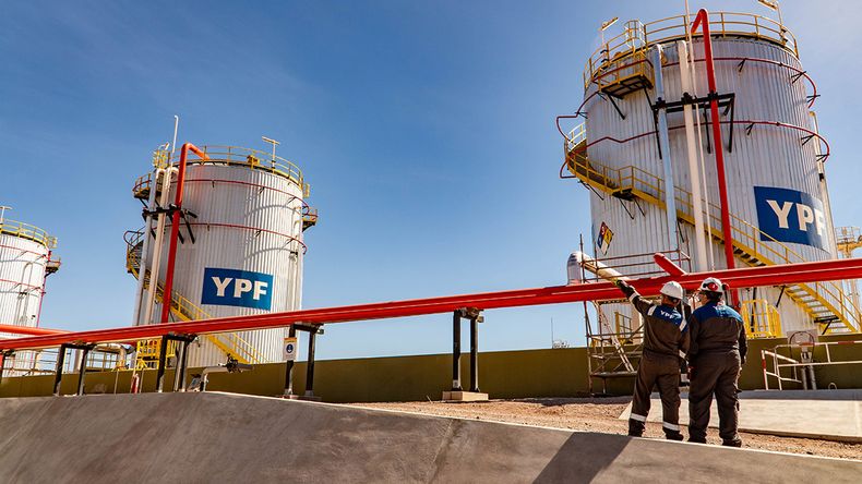 La Amarga Chica, la fábrica de pozos: conectó 59 en un año y vuela a 87.000 barriles | LM Neuquen La Amarga Chica, la fábrica de pozos: conectó 59 en un año y vuela a 87.000 barriles