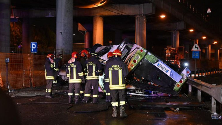 El alcalde de Venecia dijo que el números de muertos podría aumentar. El alcalde de Venecia dijo que el números de muertos podría aumentar.