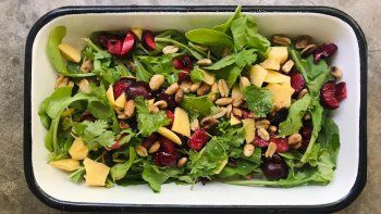 ensaladas, frutas y mucha agua: el consejo de los nutricionistas para el calor ensaladas, frutas y mucha agua: el consejo de los nutricionistas para el calor