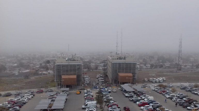 La niebla provocó demoras y complicaciones en el aeropuerto
