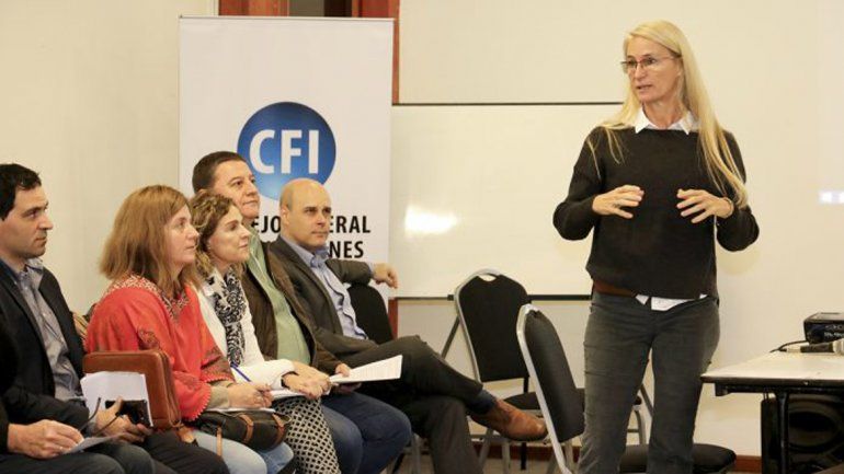 Funcionarios de Neuquén y Río Negro se reunieron ayer.