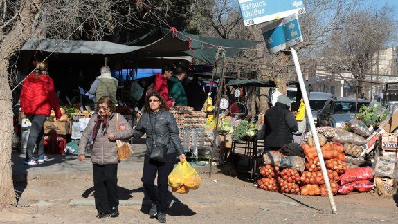 centenario da otro paso para mudar la feria de una plaza