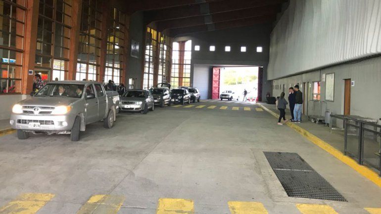 Finde XXL: en tres días, 1600 autos cruzaron a Chile por Pino Hachado
