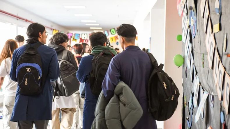 Becas Gregorio Álvarez: cuándo comienzan las reinscripciones y cuáles son los cambios | LM Neuquen Becas Gregorio Álvarez: cuándo comienzan las reinscripciones y cuáles son los cambios