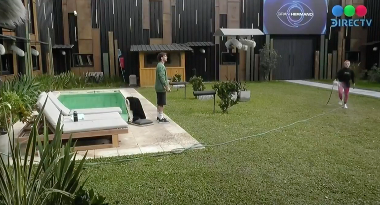 La profunda charla de Furia con Bautista en Gran Hermano. La profunda charla de Furia con Bautista en Gran Hermano.