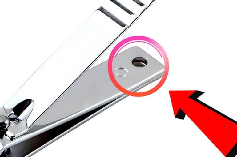 Fin del misterio: ¿Para qué sirve el agujerito del cortauñas?