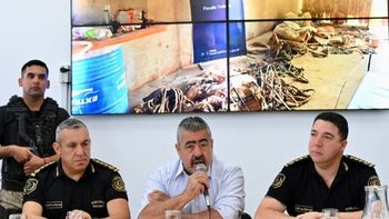 Chubut: Héctor Iturrioz anunció la creación de una División policial para investigar abigeato. Chubut: Héctor Iturrioz anunció la creación de una División policial para investigar abigeato.