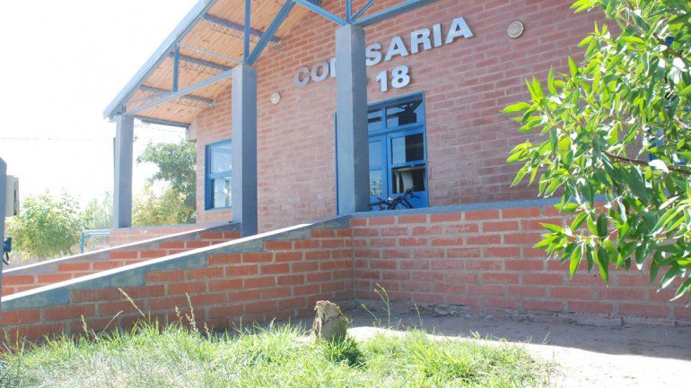 Agredió a su mujer y sacó a ladrillazos a la Policía