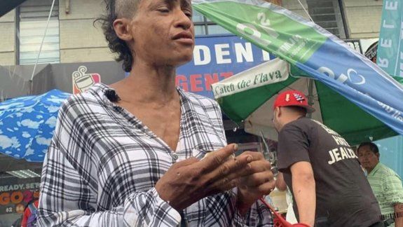 Bailaba con Jennifer López y hoy mendiga en la calle
