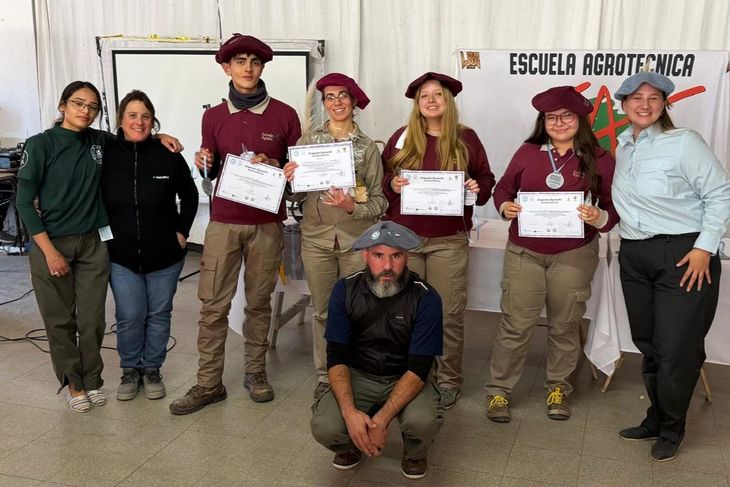 De la teoría a la práctica: jóvenes expertos demostraron sus saberes sobre el campo. De la teoría a la práctica: jóvenes expertos demostraron sus saberes sobre el campo.