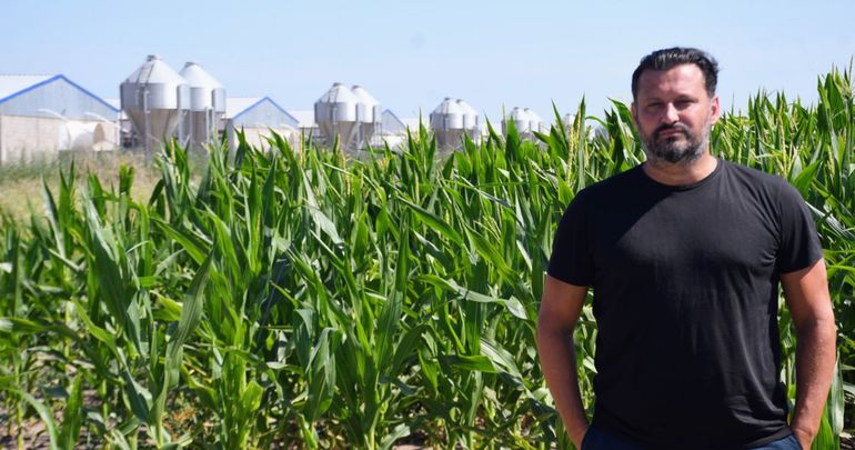 Llegó a Boca para reemplazar a Juan Román Riquelme, fue campeón de la Copa Libertadores y ahora es empresario del campo