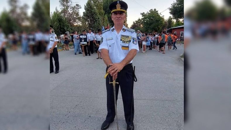 Dolor en la Policía neuquina por la muerte de un suboficial retirado: así lo despidieron en las redes | LM Neuquen Dolor en la Policía neuquina por la muerte de un suboficial retirado: así lo despidieron en las redes