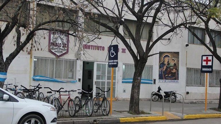 El chico herido en el cuello debió ser trasladado al hospital.