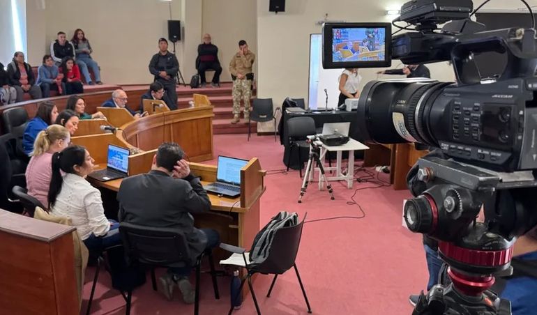 Santa Cruz: juicio por el crimen de Soledad Burgos en El Calafate. Santa Cruz: juicio por el crimen de Soledad Burgos en El Calafate.