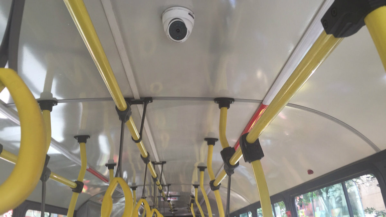 Comodoro Rivadavia: el pliego licitatorio exige que todos los colectivos tengan cámara de seguridad. Comodoro Rivadavia: el pliego licitatorio exige que todos los colectivos tengan cámara de seguridad.