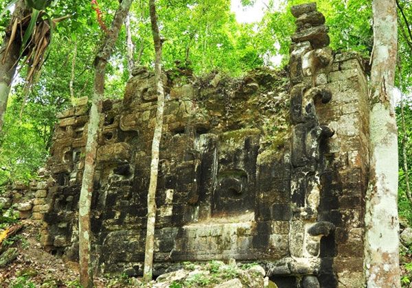 Hallan dos ciudades mayas en México