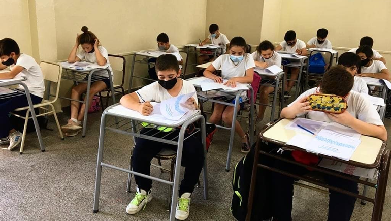 ¿Tenés Netflix?, ¿Bañadera o ducha?: Algunas de las insólitas preguntas de la prueba Aprender