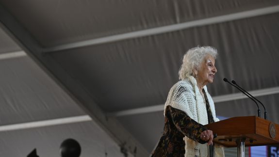Estela de Carlotto, presidenta de Abuelas de Plaza de Mayo, contra Javier Milei.