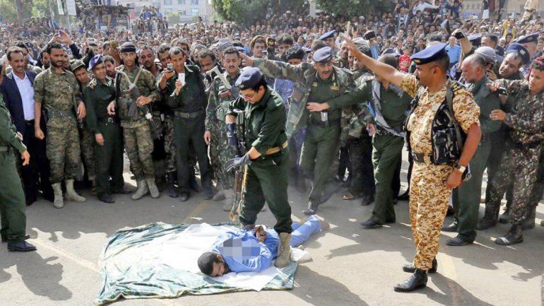 Muchísima gente asistió a ver la ejecución de este hombre de 41 años.