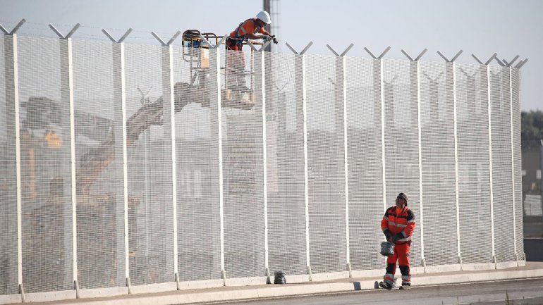 La muralla costará unos 2