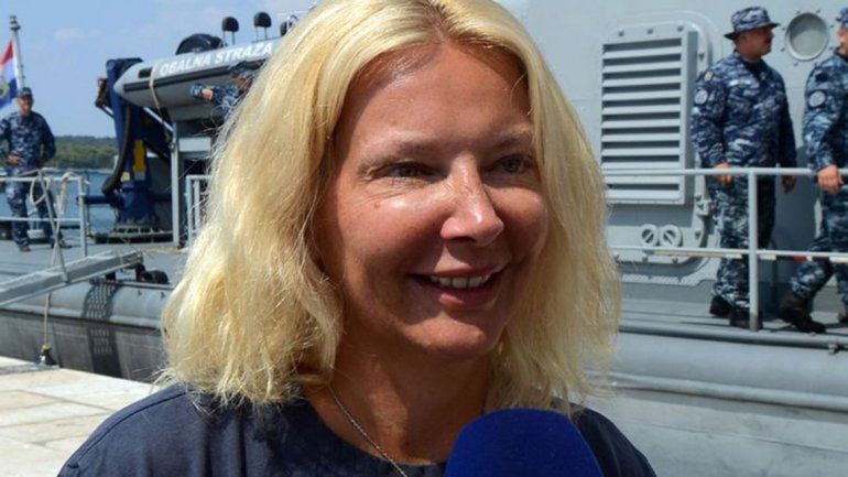 Cayó de un crucero y pasó 10 horas en el mar