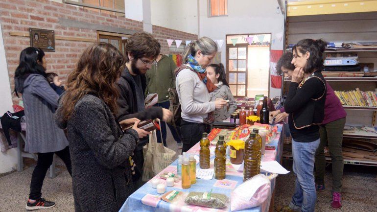 Productos variados y para todos los gustos. La red se hace popular y crece.