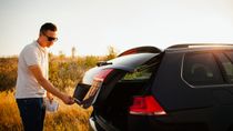 El el baúl del auto hay un sistemta fundamental para la seguridad que es bueno conocer. Foto: Freepik El el baúl del auto hay un sistemta fundamental para la seguridad que es bueno conocer. Foto: Freepik