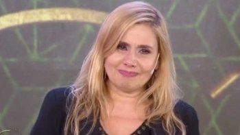 andrea politti lloro en la despedida de corte y confeccion andrea politti lloro en la despedida de corte y confeccion