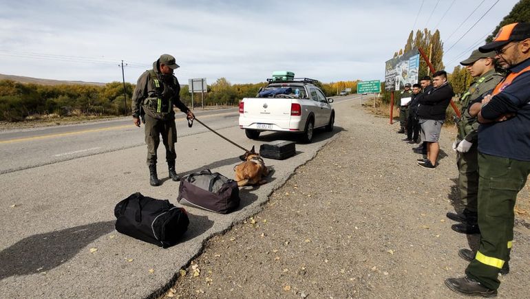Tres mendocinos detenidos con droga en Junín de los Andes