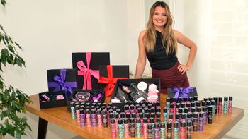 Cipolletti-Black Box Ariana Lubricantes Intimos  (1).JPG