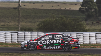 Manu Urcera y un fin de semana con gusto a poco. Manu Urcera y un fin de semana con gusto a poco.