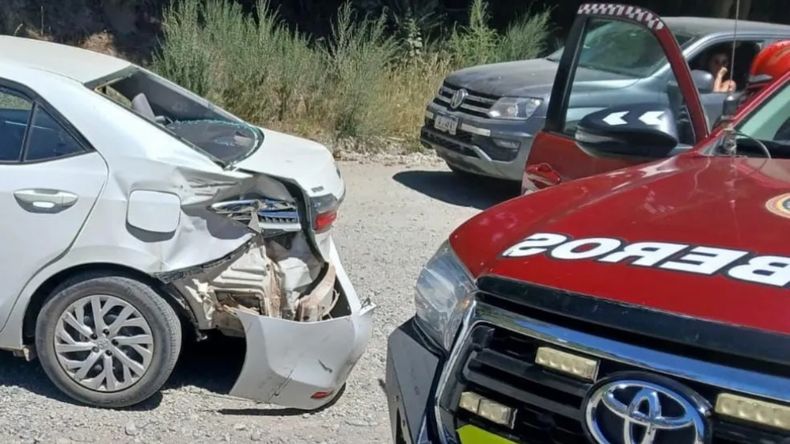 Ruta 40: fuerte choque dejó un motociclista hospitalizado | LM Neuquen Ruta 40: fuerte choque dejó un motociclista hospitalizado