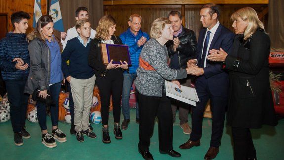en su aniversario, caviahue declaro vecino ilustre a pedro salvatori