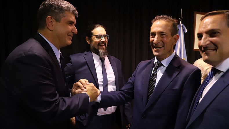 El gobierno provincial convocará antes del 11 de este mes al gremio ATEN. | LM Neuquen El gobierno provincial convocará antes del 11 de este mes al gremio ATEN.