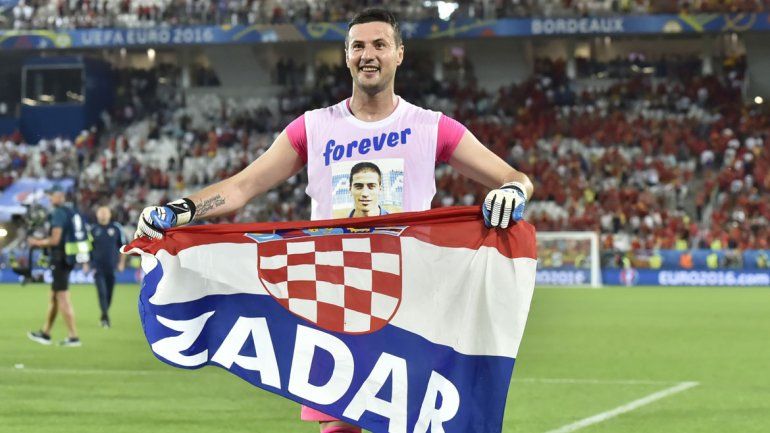 Croacia festejó sobre la hora.