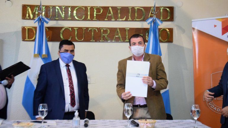 Rioseco entregó equipamiento al hospital de Cutral Co