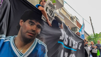 La quinta audiencia del juicio por la muerte de Diego MAradona reveló detalles de la autopsia. La quinta audiencia del juicio por la muerte de Diego MAradona reveló detalles de la autopsia.