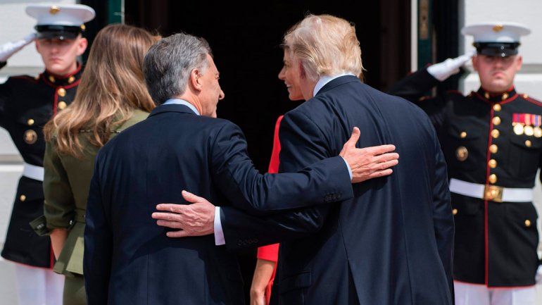 El presidente argentino y el de Estados Unidos mantuvieron una reunión privada en el Salón Oval. El encuentro se extendió por una hora y media.